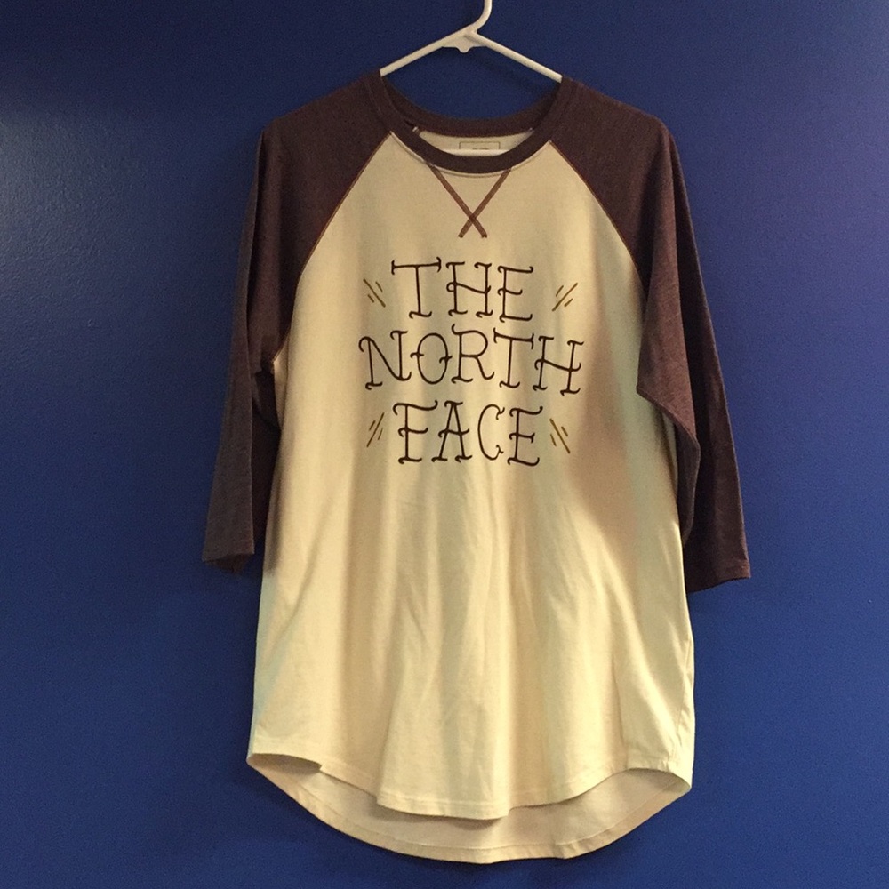 North face 3/4 sleeve shirt